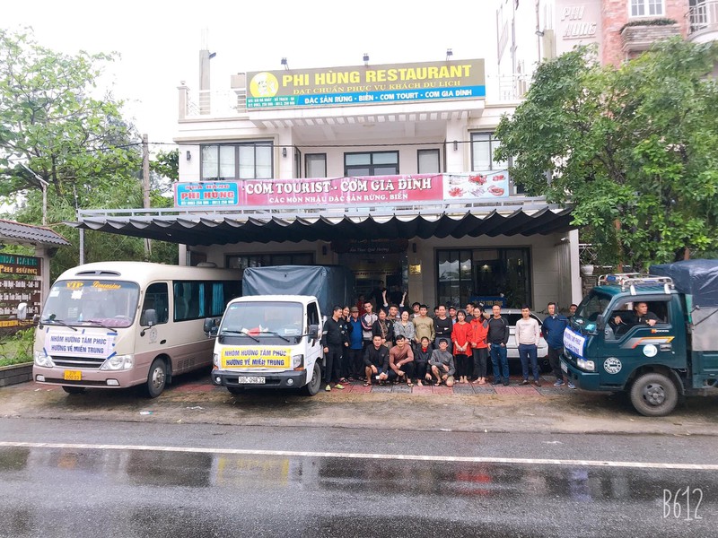 Nhiều đoàn xe liên tiếp tới Quảng Bình, các khách sạn hỗ trợ chỗ ở miễn phí luôn kín phòng