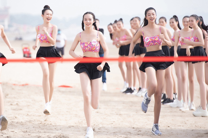 Nhiều hoạt động của cuộc thi Hoa hậu Việt Nam 2020 được tổ chức tại bãi biển Vũng Tàu