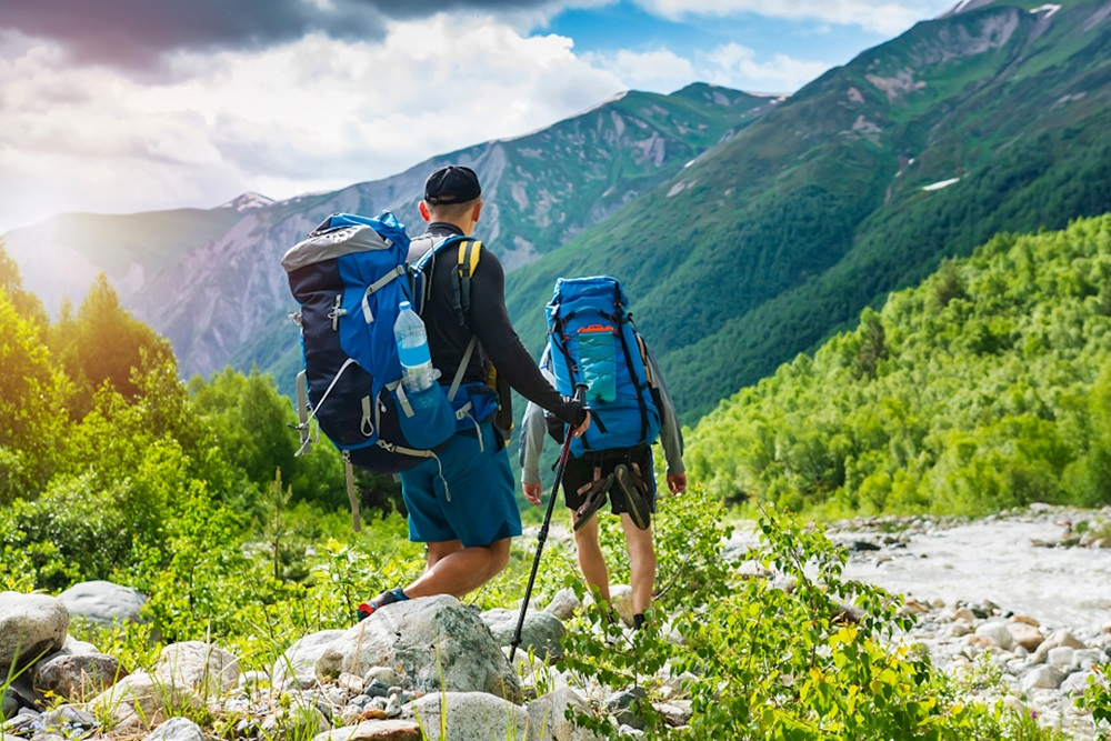 trekking là một loại hình du lịch quen thuộc với giới trẻ